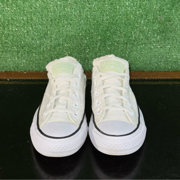 Converse Chuck Taylor All Star Madison Ox White Pistachio Green 551520F Women 6 - Picture 2 of 6